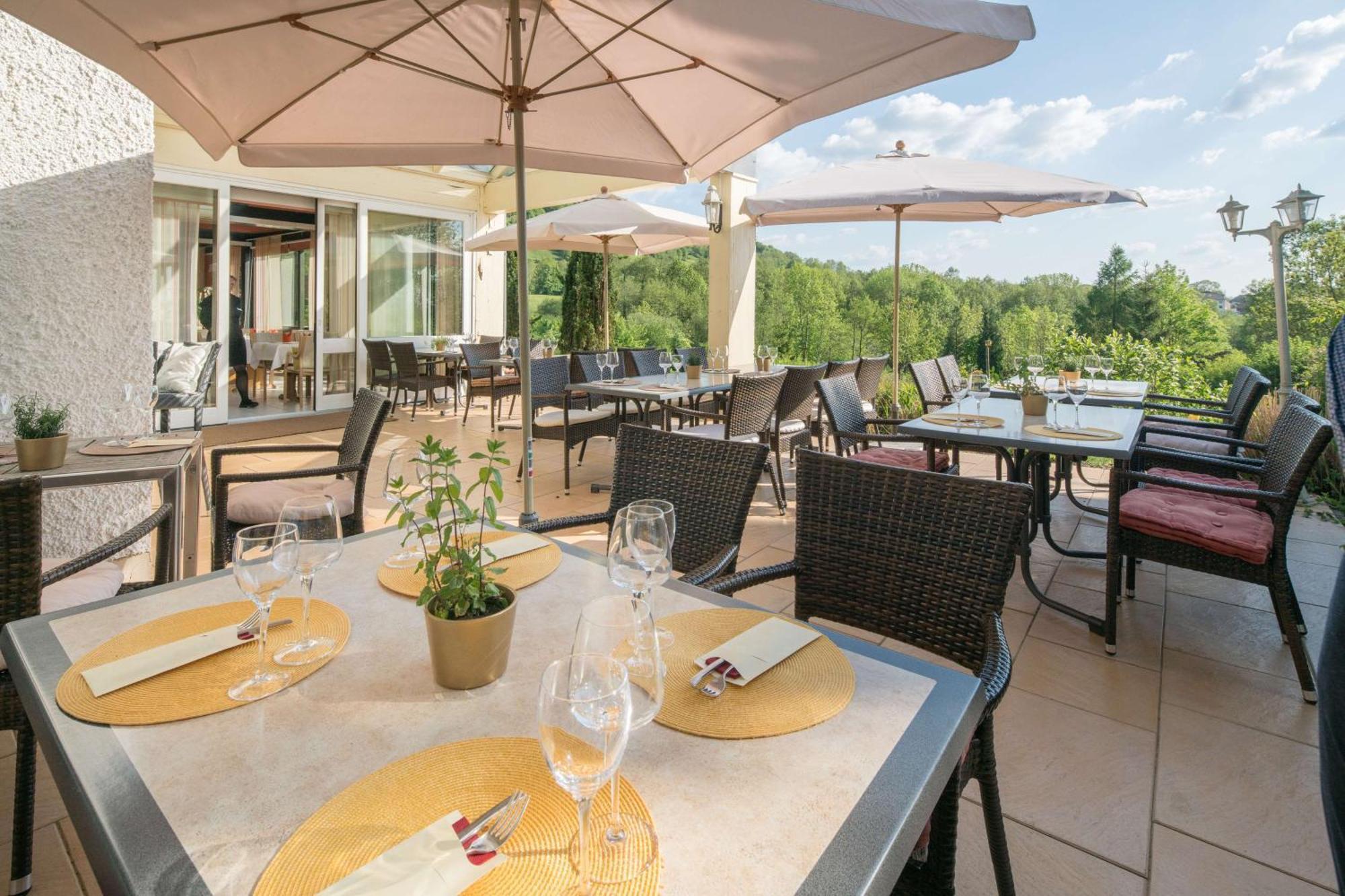 Sure Hotel By Best Western Rhoen Garden Poppenhausen Buitenkant foto