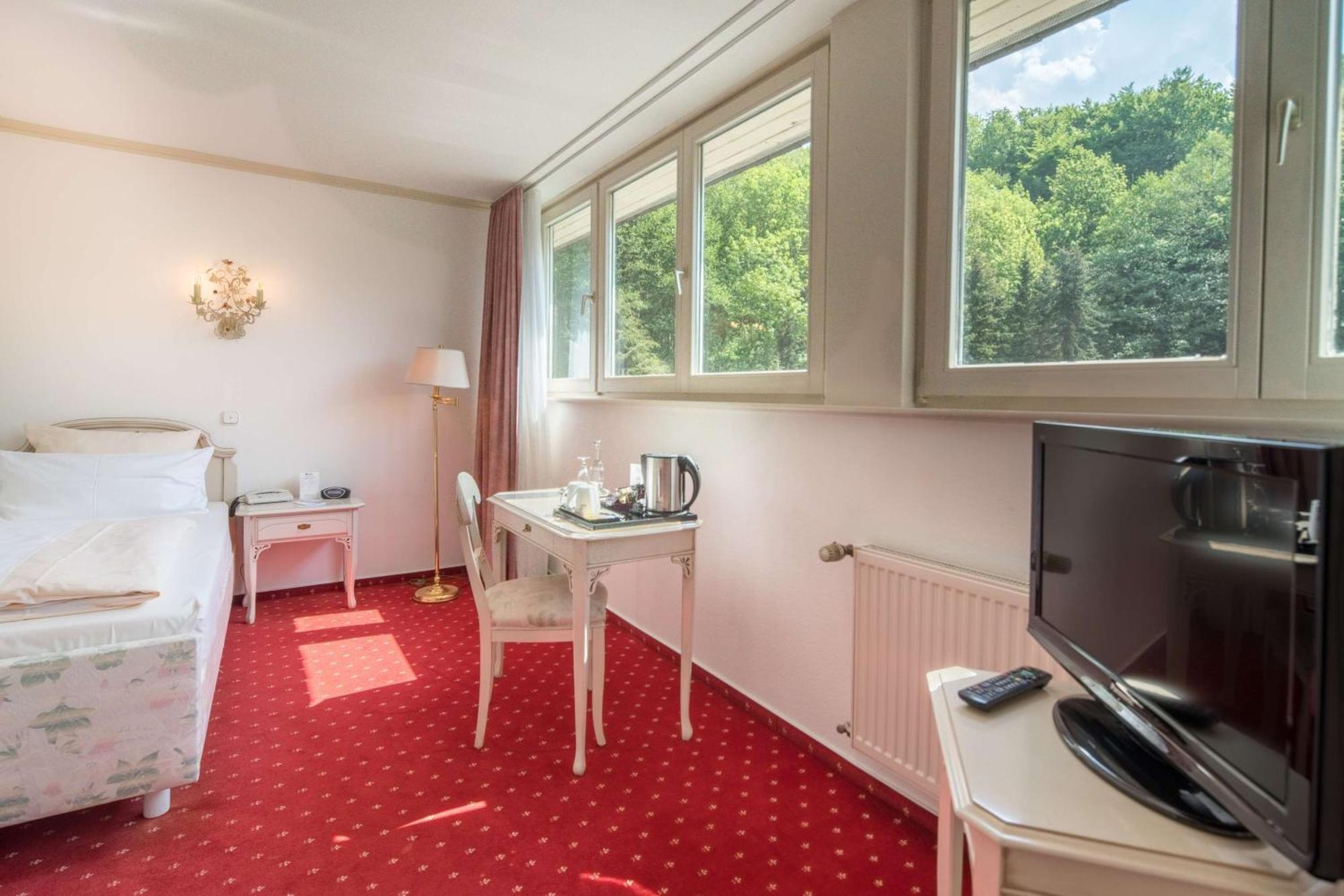 Sure Hotel By Best Western Rhoen Garden Poppenhausen Buitenkant foto