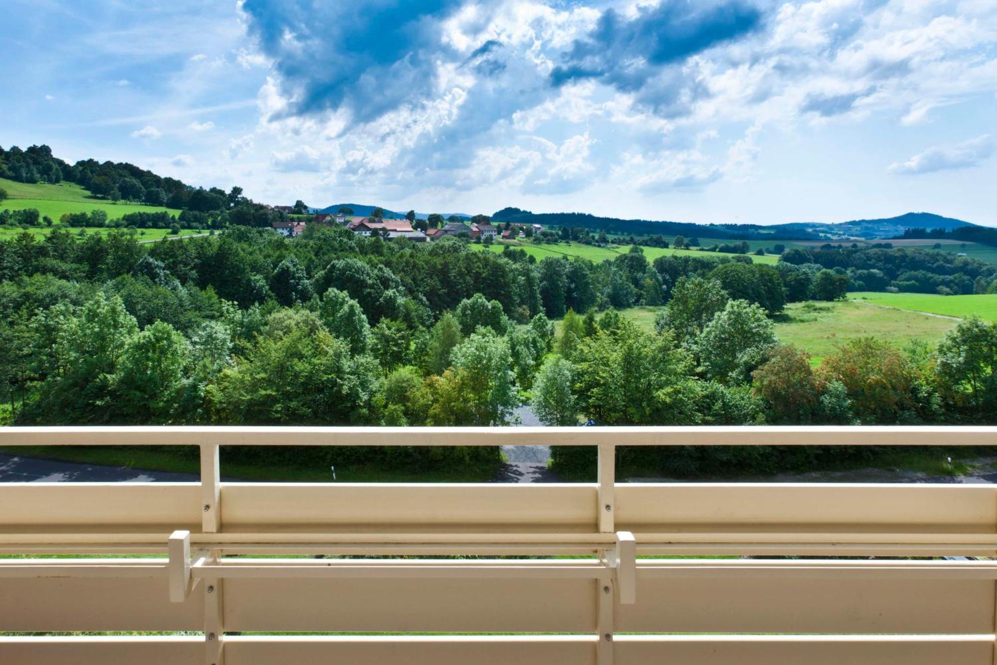 Sure Hotel By Best Western Rhoen Garden Poppenhausen Buitenkant foto